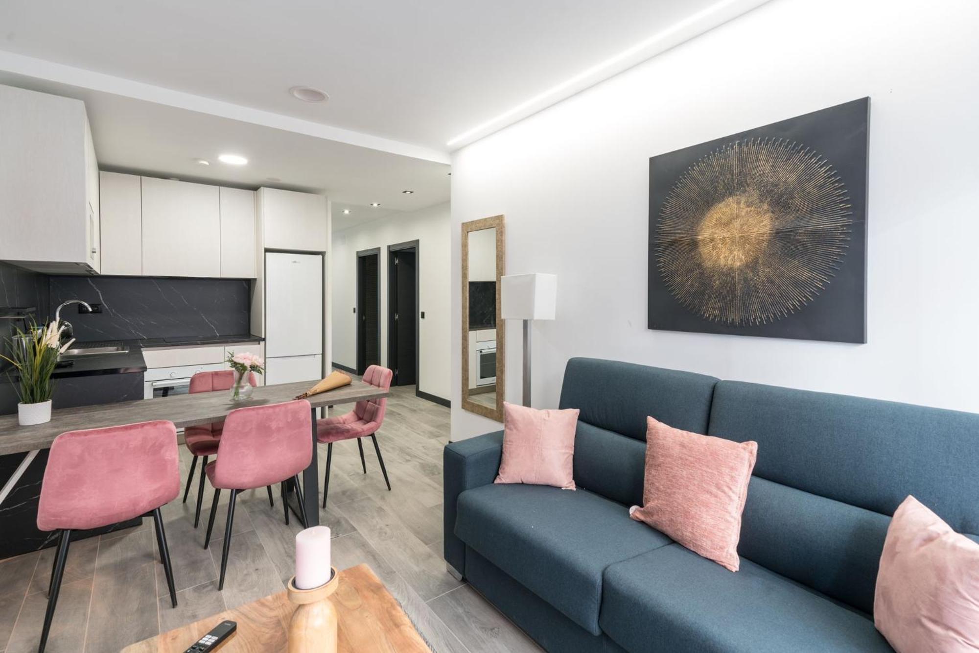 Apartamentos Go La Circular-Parking Gratuito Вальядолід Екстер'єр фото