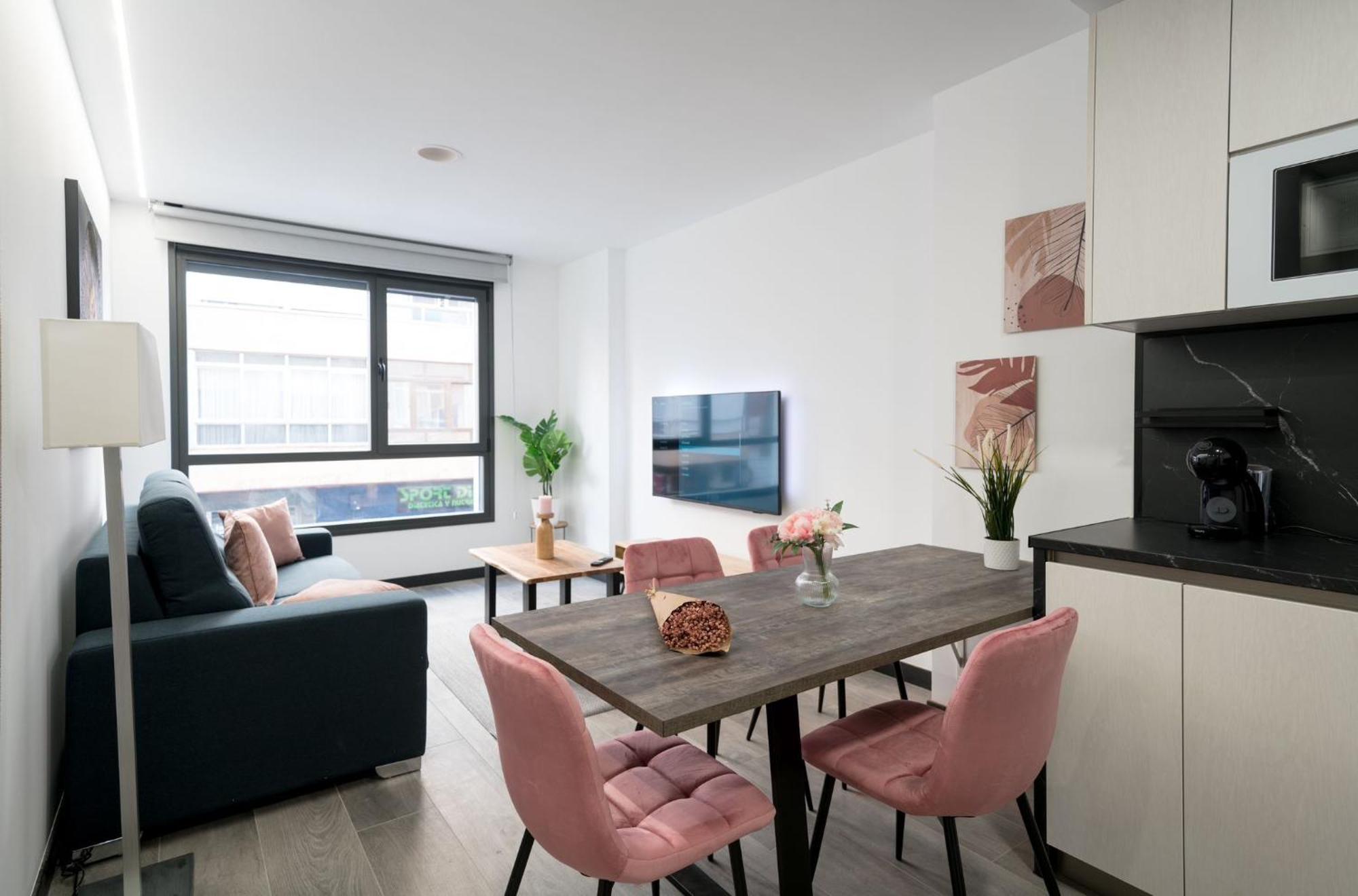 Apartamentos Go La Circular-Parking Gratuito Вальядолід Екстер'єр фото